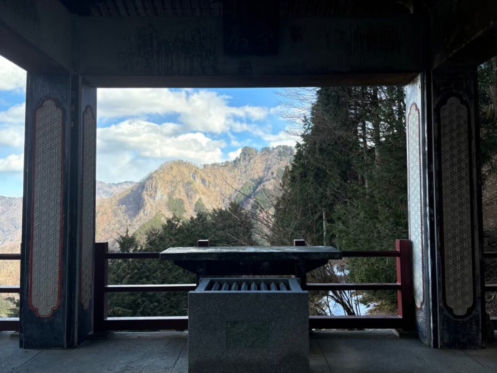 三峰神社